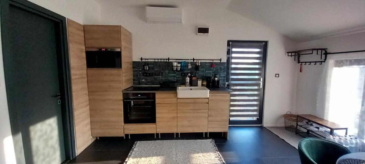 Airportone Apartment *